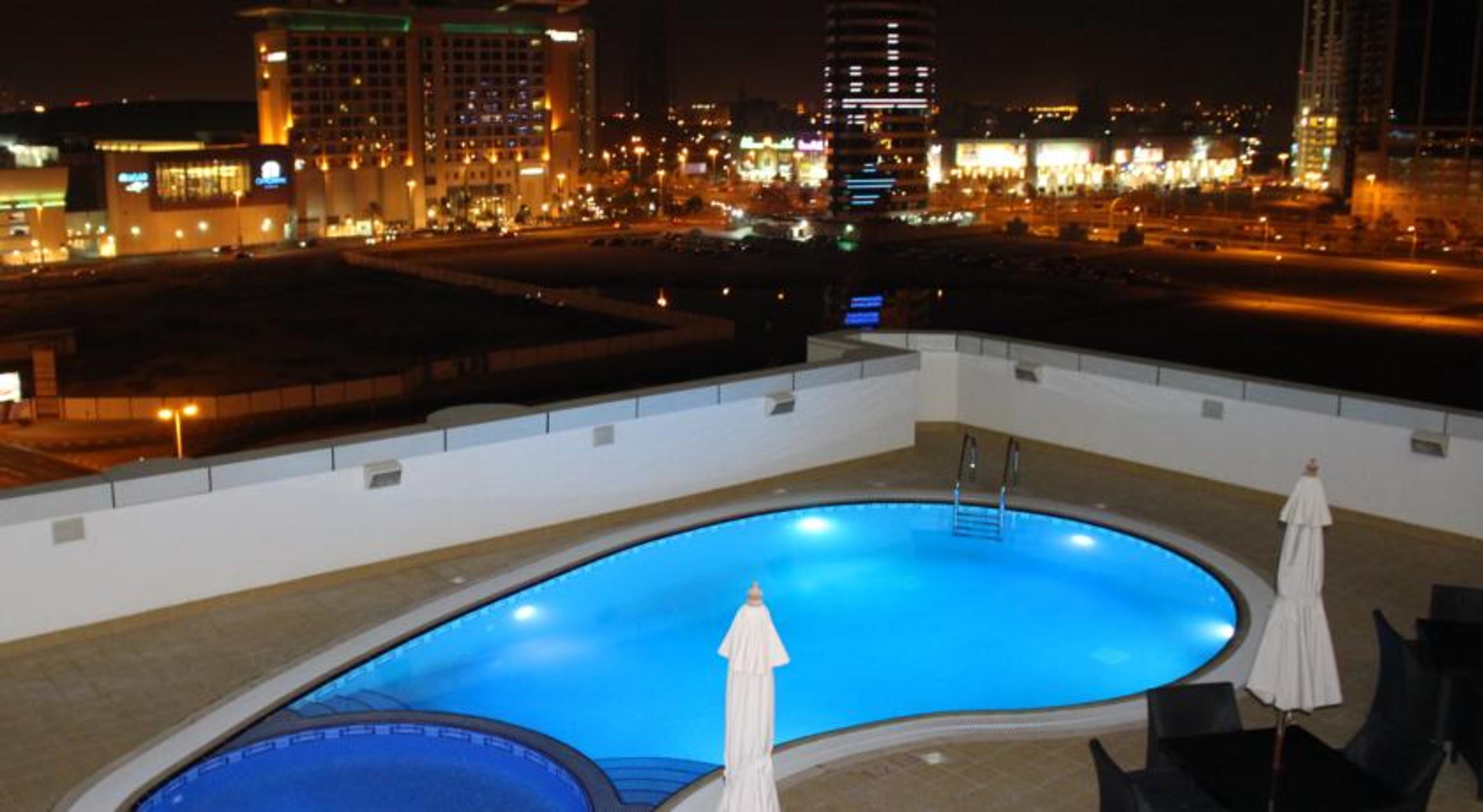 S Hotel Bahrain Manama Eksteriør bilde